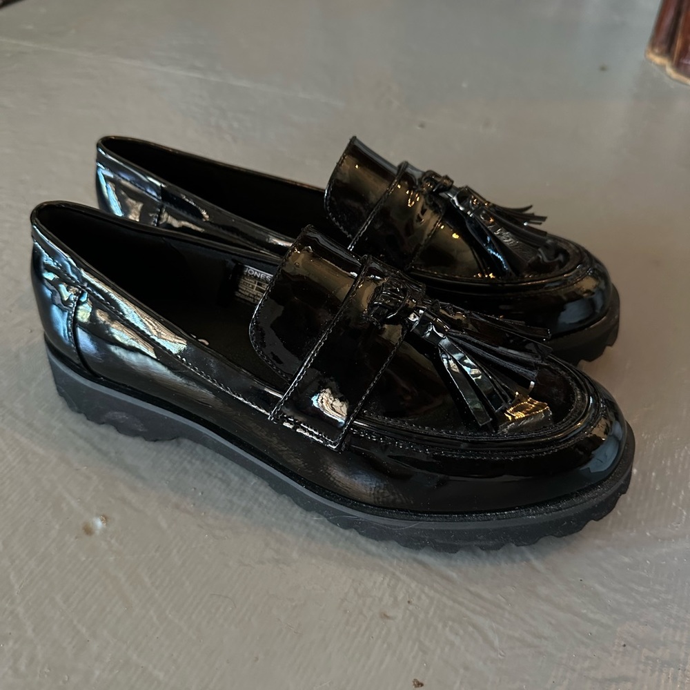 Patin leather loafers